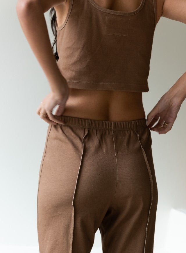 Wide-Leg Seams Pant